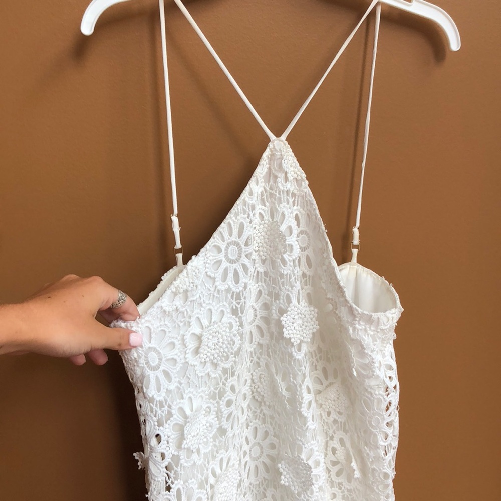 BEAUTIFUL WHITE COCKTAIL/FORMAL DRESS